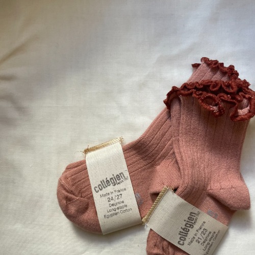 [ 꼴레지앙]  Delphine  Lettuce Trim Socks  no.723 Bois de Rose